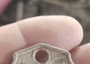 以前骑自行车都是要年审的，每年年审3块钱，因为罚过一次，所以记忆特别深刻。