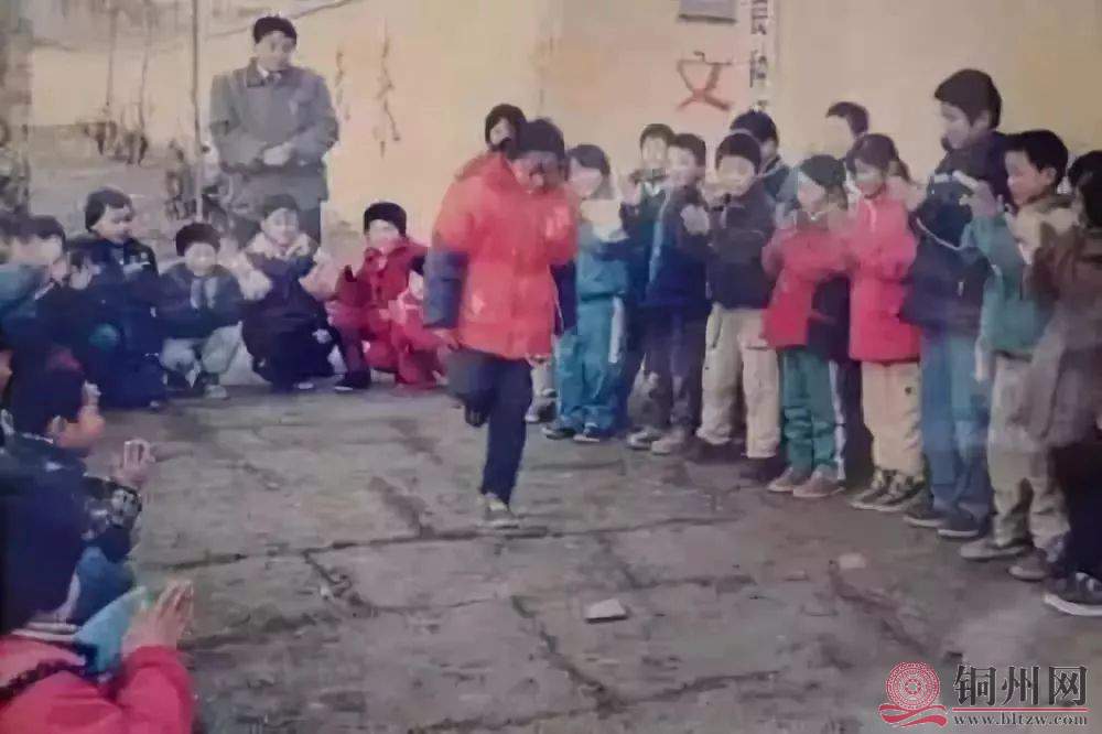 4e5e88c1c38c65b6114d5b93ec6eaedd.jpg