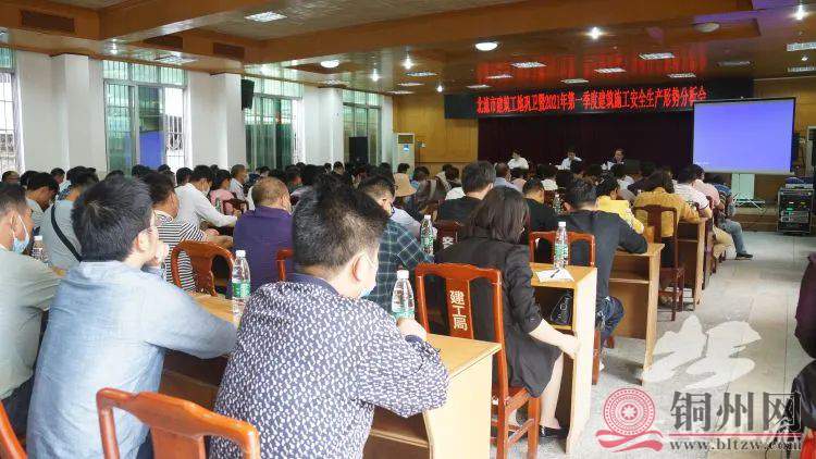 4b878f5921076ea1ab2f83c118c7b575.jpg 4b878f5921076ea1ab2f83c118c7b575.jpg