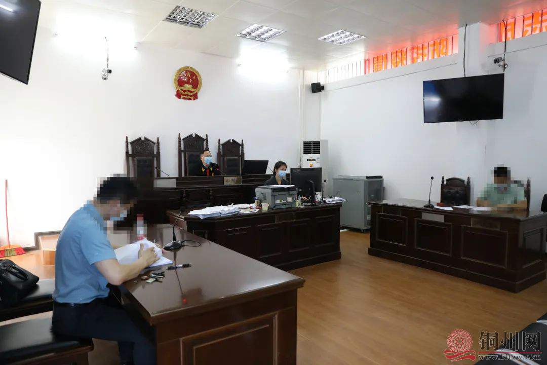 e484c06145298e9fcc4bde8b8a30da63.jpg