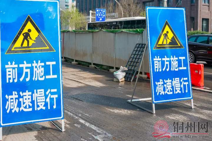 src=http://stc-new.8531.cn/assets/redboat/20200626/1593182761554_5ef60a296dc4816.jpg